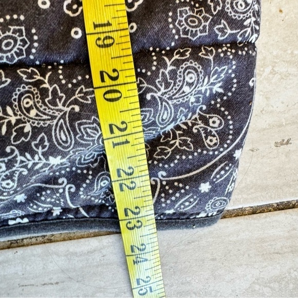 Hayden Girls XL Quilted Paisley Western Puff Zip Jacket Gray White - Picture 13 of 13